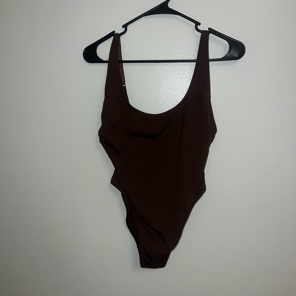 Skims Scoop Neck One Piece - Skims Swimsuit - Skims Bathing Suit in Cocoa